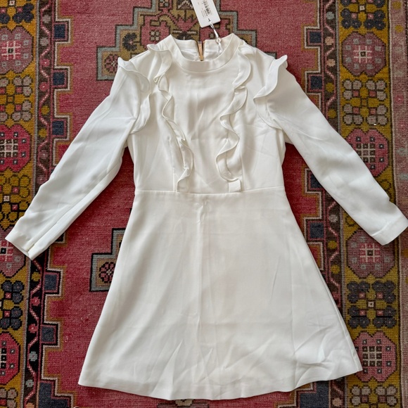 Ted Baker London Dresses & Skirts - Ted Baker Fashal Long Sleeve A-Line White Dress SZ 3 NWT Perfect for holidays